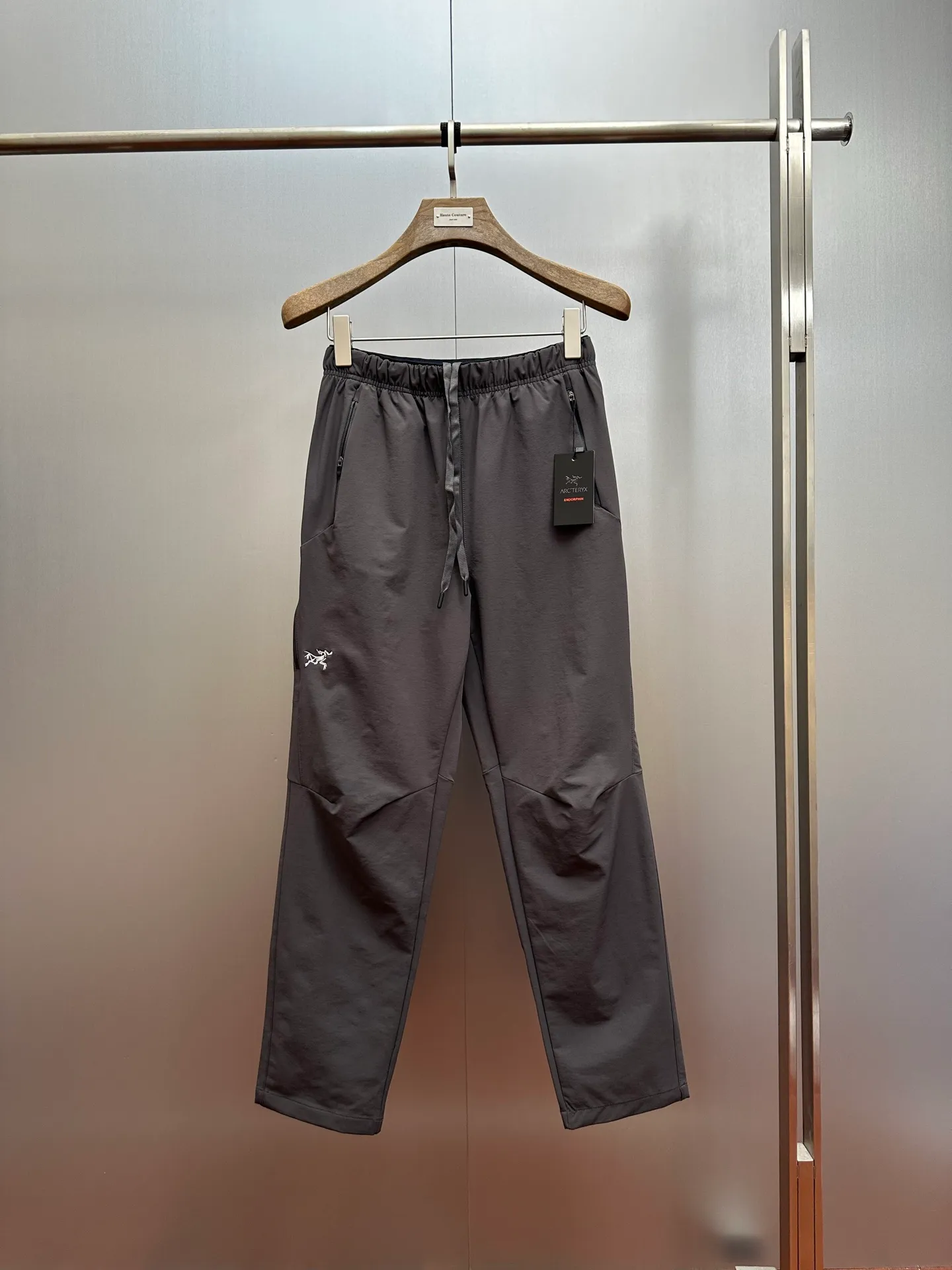 ARC'TERYX/ INCENDO PANT ， 。 ， 。 ， ， 、 。 ， 。 ， 。 ， ， ， ， ， 。 、Dark Gray ， ！ ：Black，Dark Gray Sizes：L-3x L